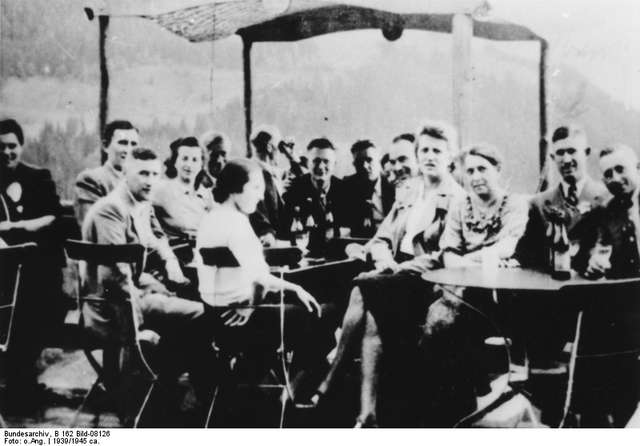 Bild: »Betriebsausflug« des T4-Personals, ca. 1940