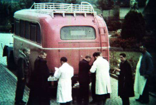 Bild: Abtransport von Patienten der Anstalt Liebenau, August 1940